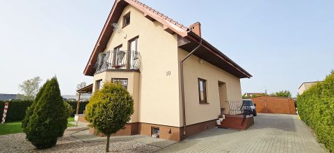 Sprzedaż Dom 3 Maja, Strzelno, pow. pucki